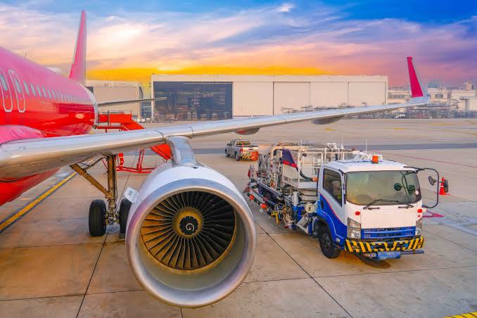 Beyond Base Fares: The Domino Effect of $100 Crude on Airline Revenue Systems