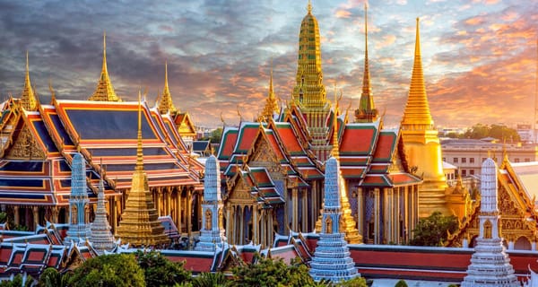 Thailand Considers Reducing Visa-Free Stay Period for Tourists
