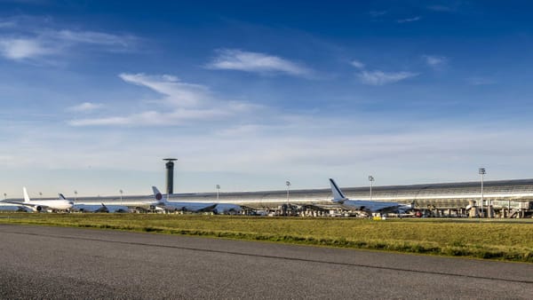 What to Do at a French Airport: A Traveler’s Guide